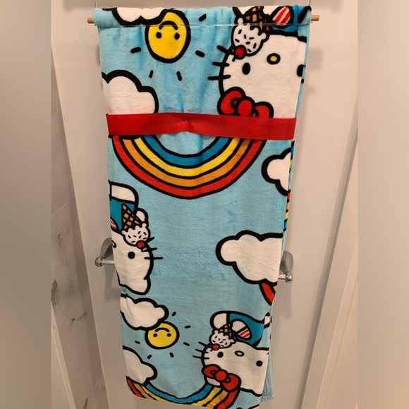 🌈 🧸 NWT Hello Kitty 🌈 Cute Ice Cream & Rainbows Twin Throw Blanket 🌈🧸 - Picture 4 of 7